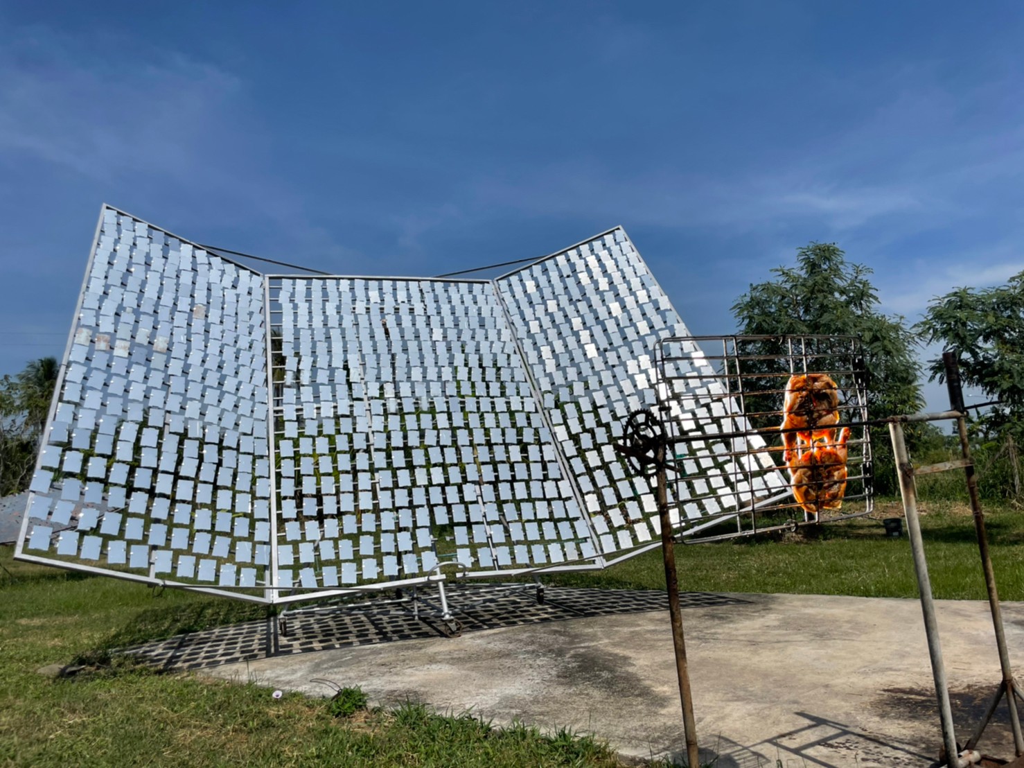 鏡で焼くガイヤーンにご案内