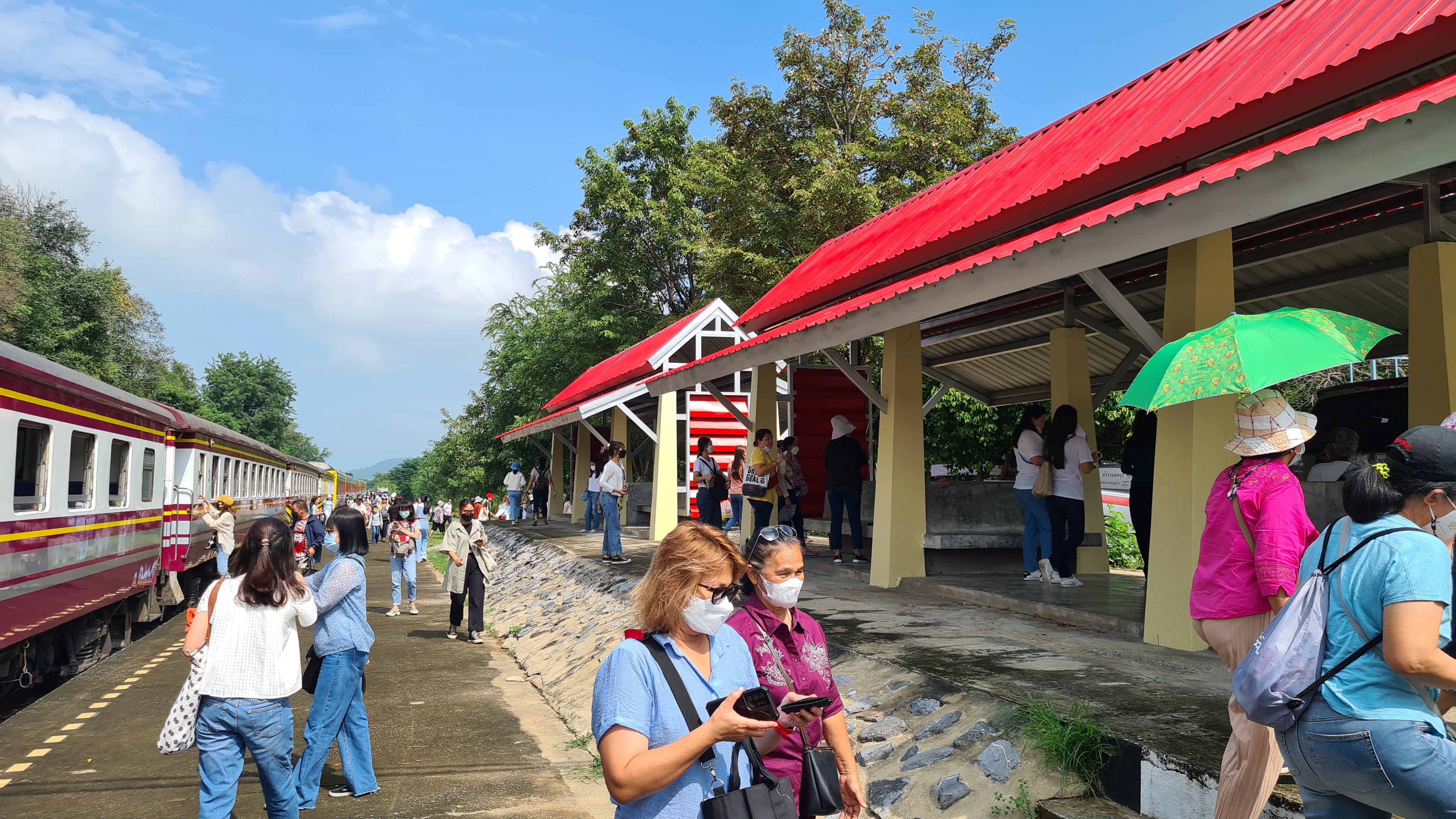 パーサック・チョンラシット・ダム入口にて下車