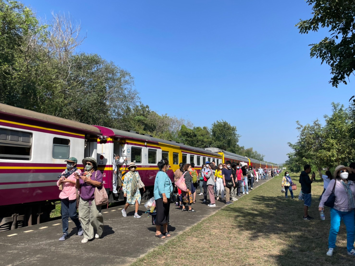 パーサック・チョンラシット・ダム入口にて下車