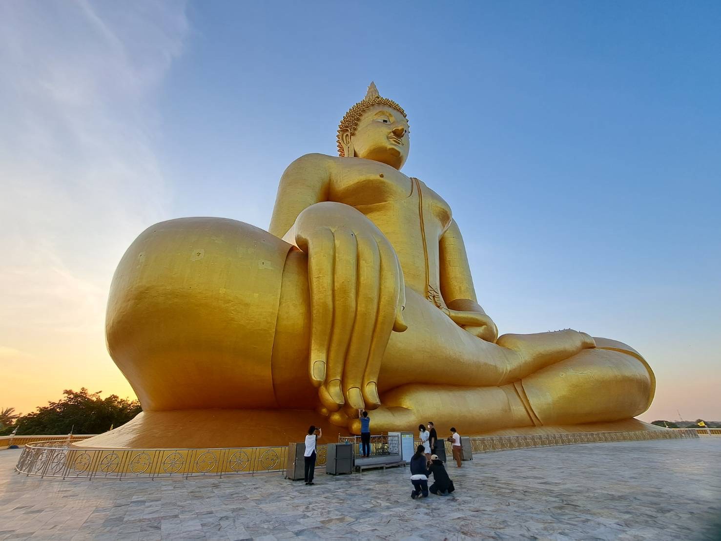 ワット・ムアン 観光