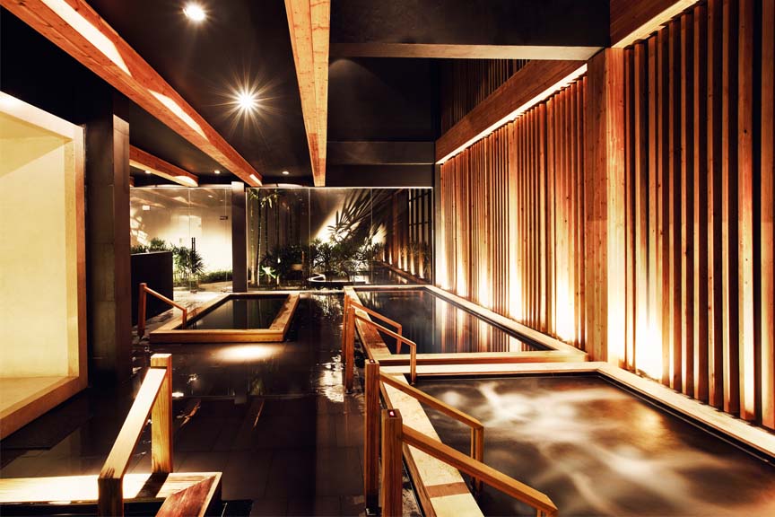 浴場でゆっくりおくつろぎください