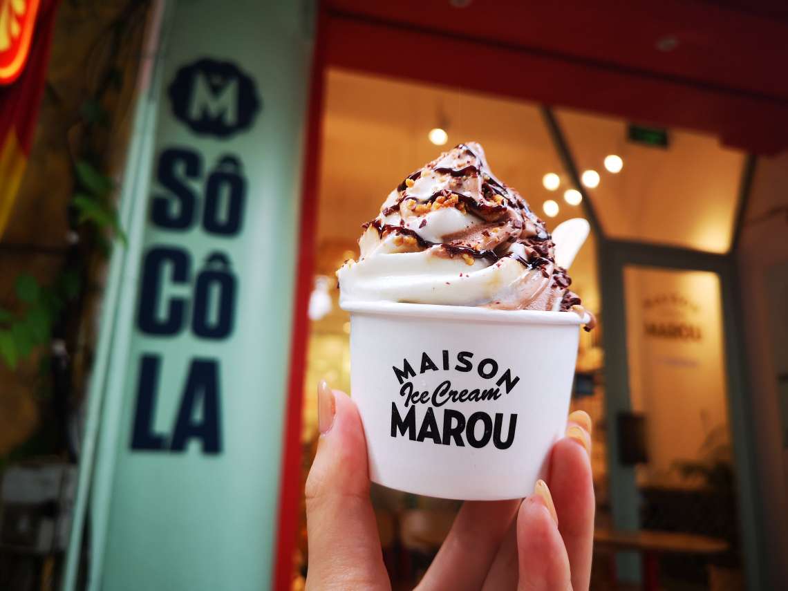 MAISON MAROUの直営カフェでアイスクリームをお一人一つプレゼント