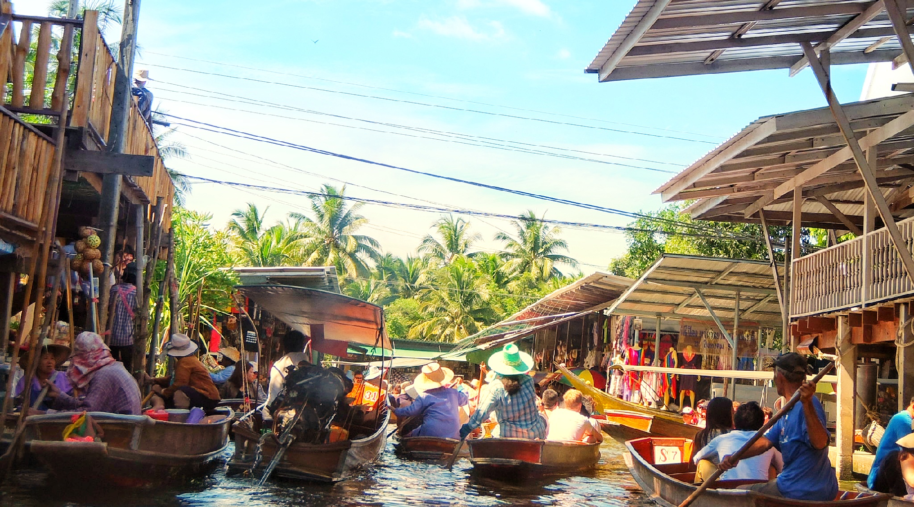 ダムヌンサドゥアック水上マーケット