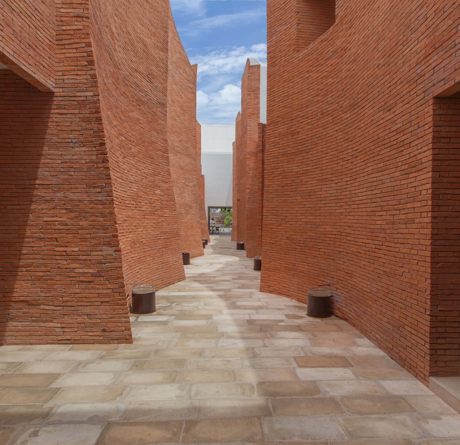 観光後、川沿いのブティックホテル サラアユタヤ（SALA AYUTTHAYA）へご送迎