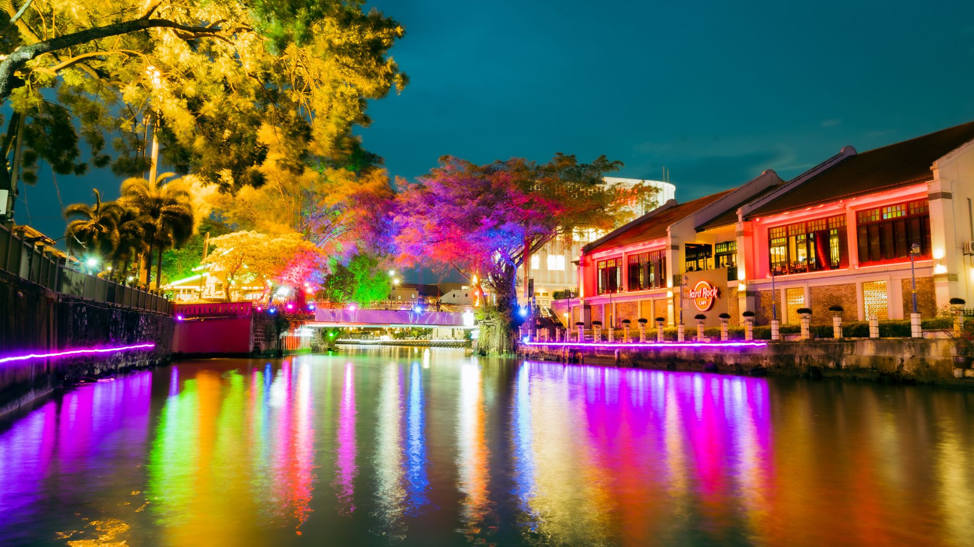 オランダ広場到着。自由散策スタート。