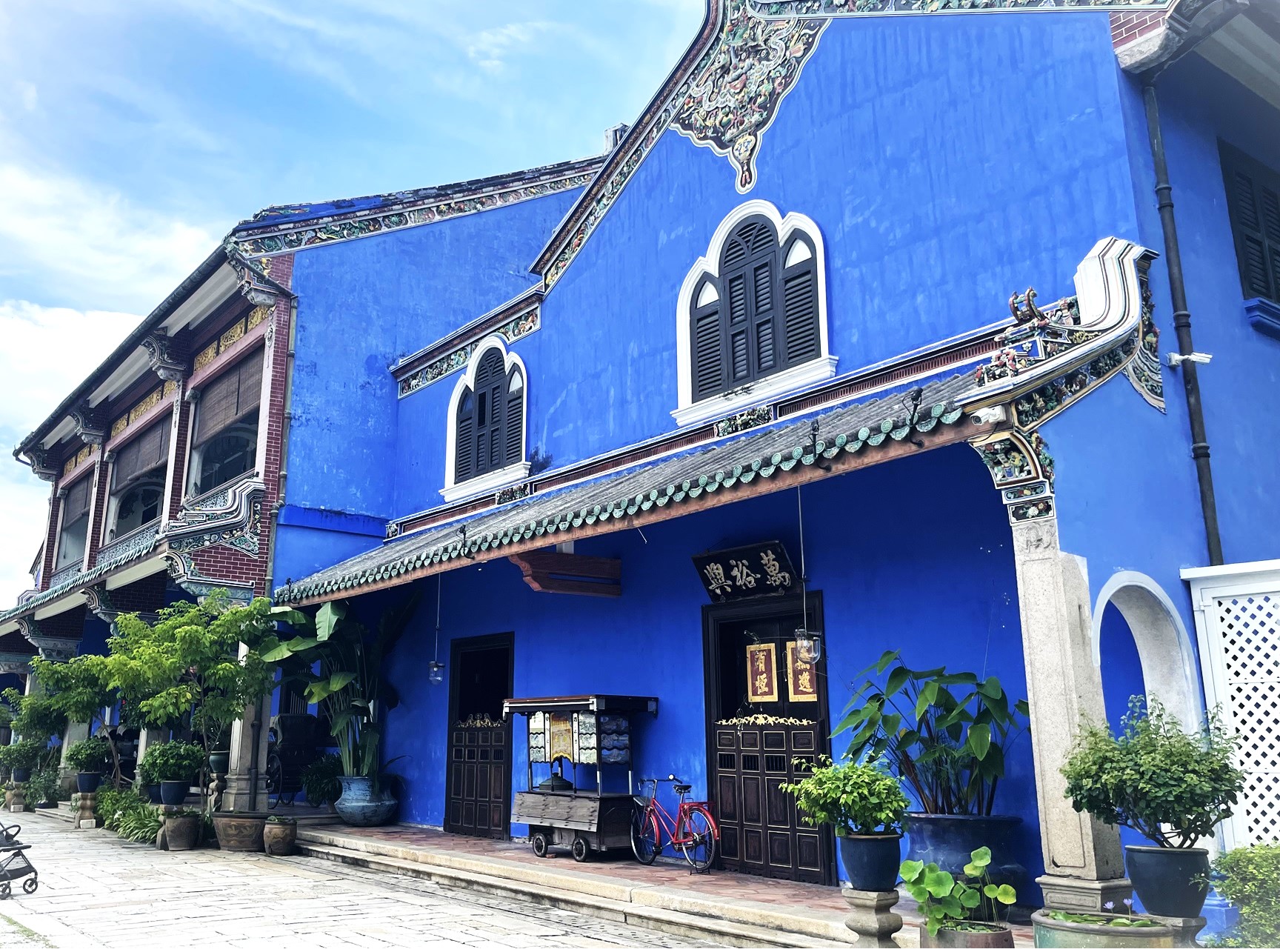 昼食：3品コースのランチ｜ブルーマンション