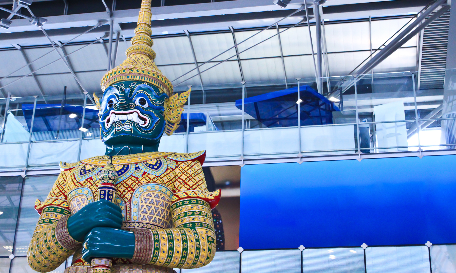 スワンナプーム空港 到着・解散