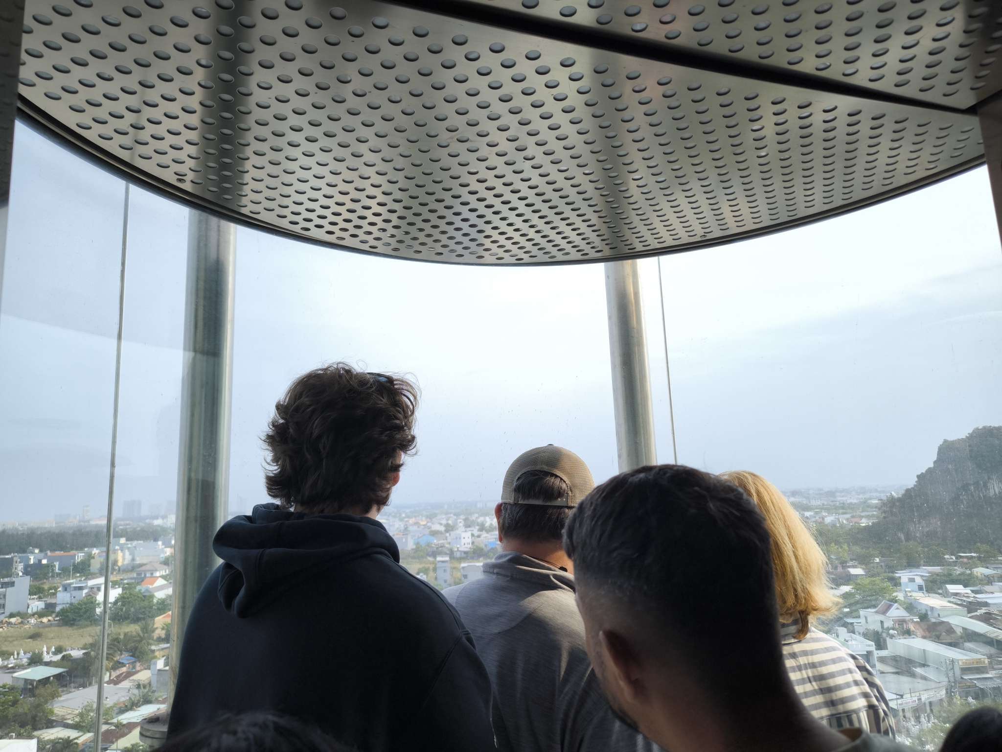 ダナンのパワースポットとして有名な「五行山」へ