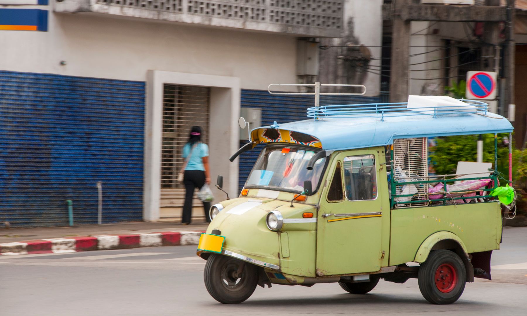 どこか懐かしい雰囲気が漂う「アユタヤ駅」で下車