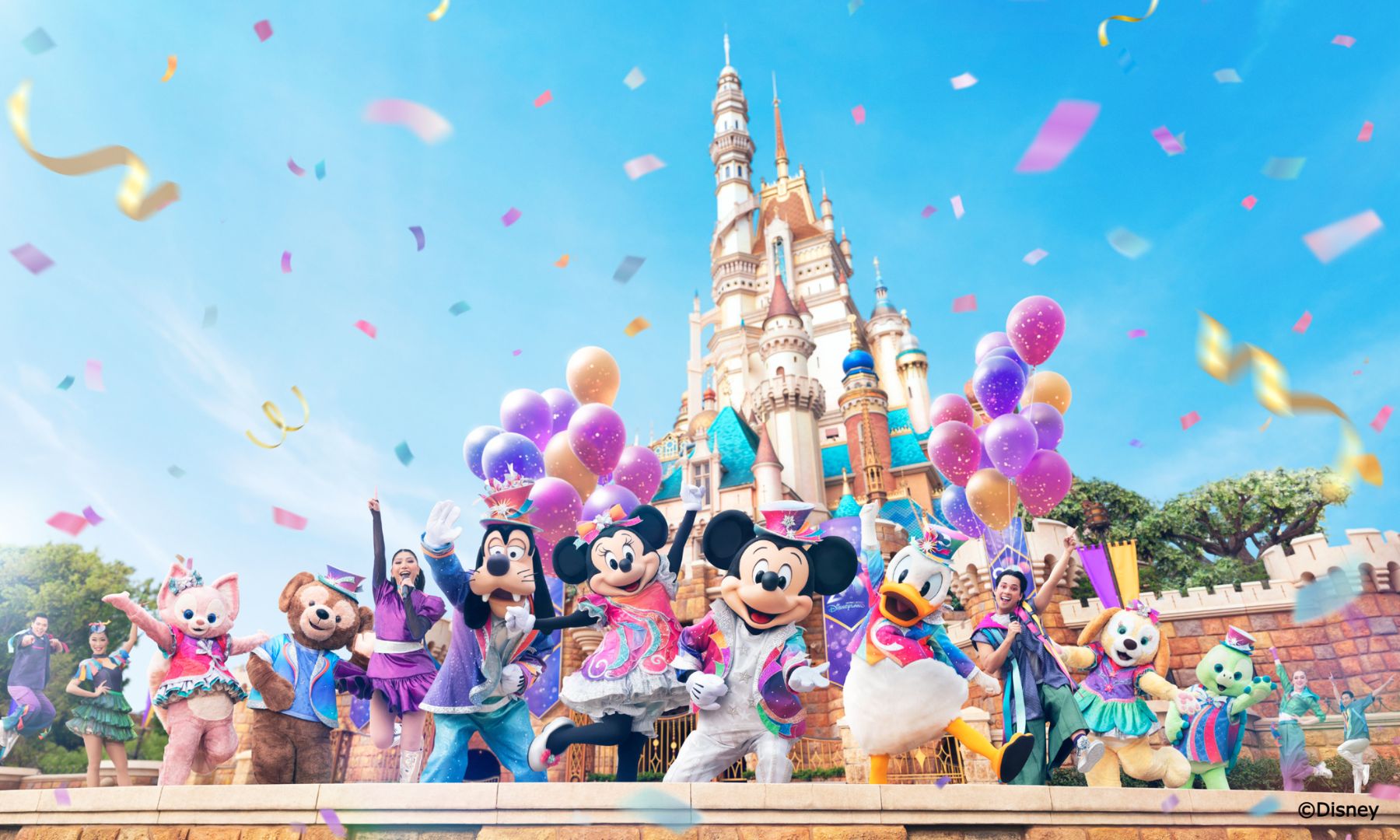 お荷物をお預けいただき、そのまま香港ディズニーランド・リゾートへ！