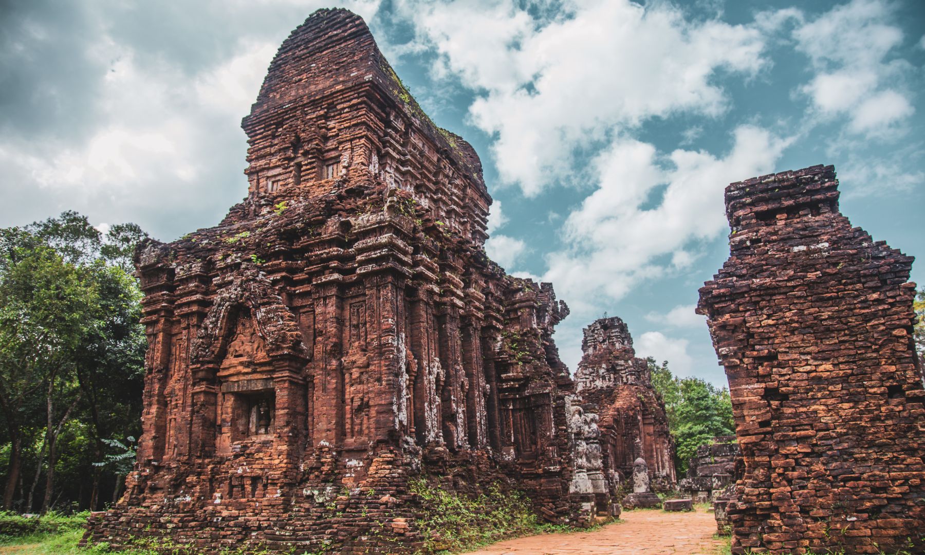 世界遺産・ミーソン遺跡 の観光
