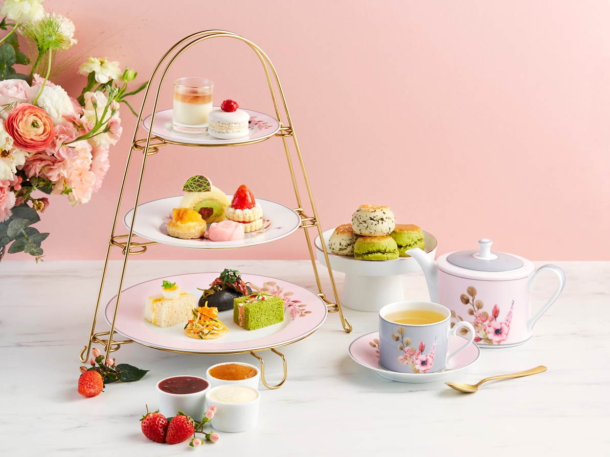 季節ごとにこだわりのアフタヌーンティーをお楽しみください