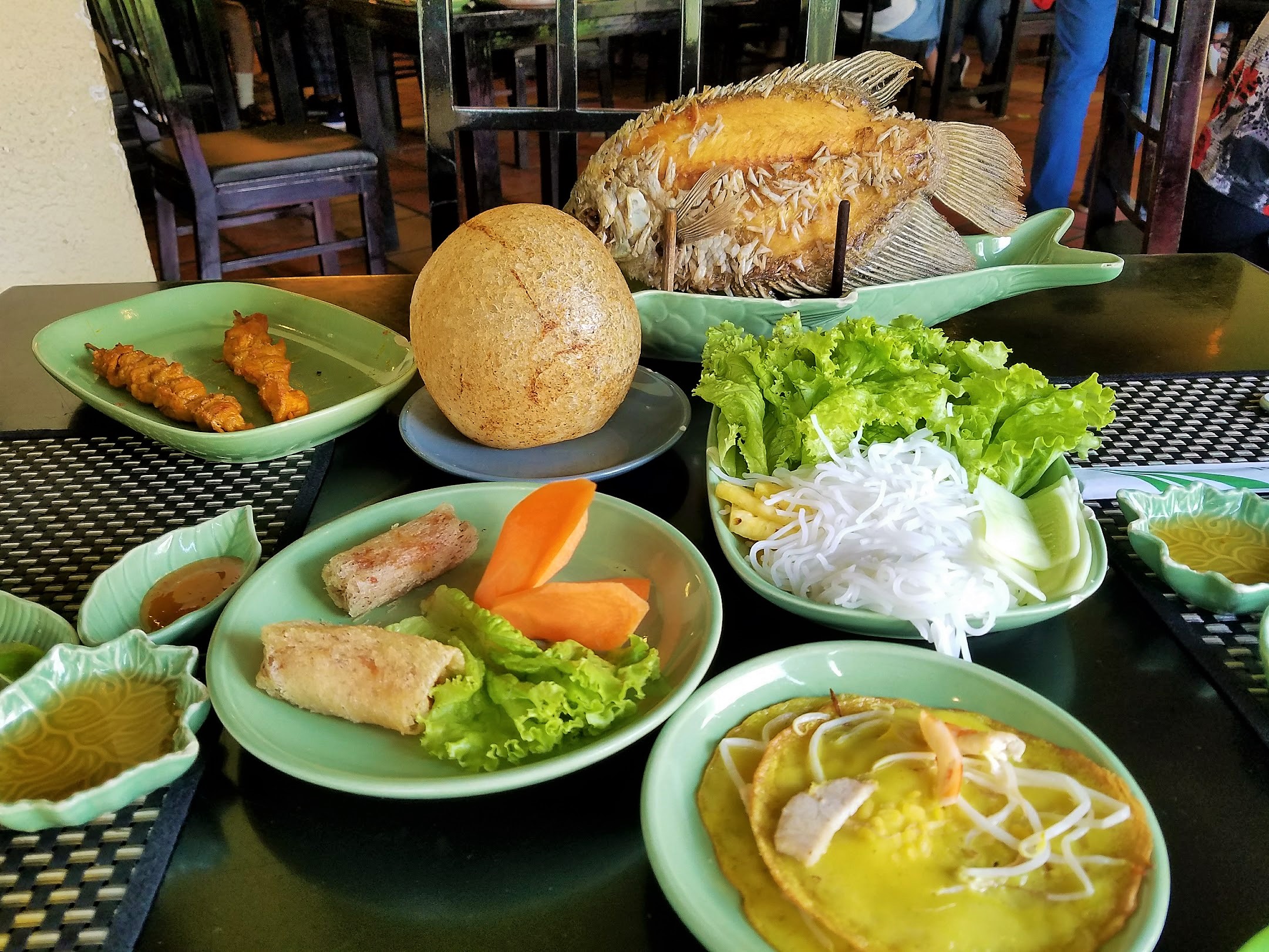 観光後は昼食へ・ミトーの名物料理をご賞味ください。