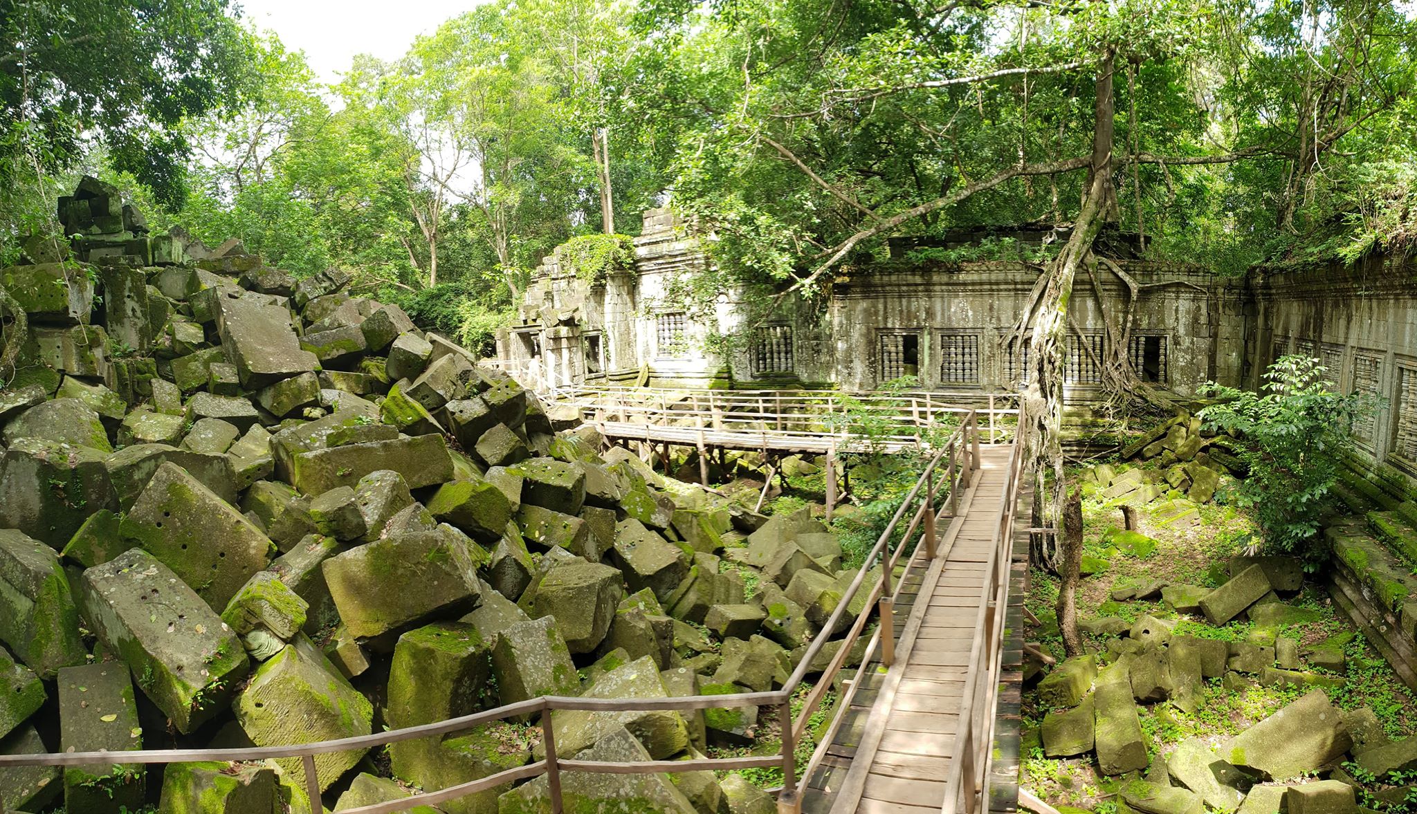 世界遺産　ベンメリア遺跡の見学