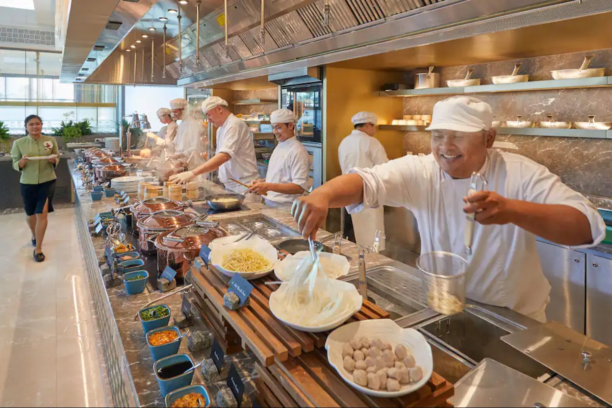 朝食ビュッフェをお楽しみください