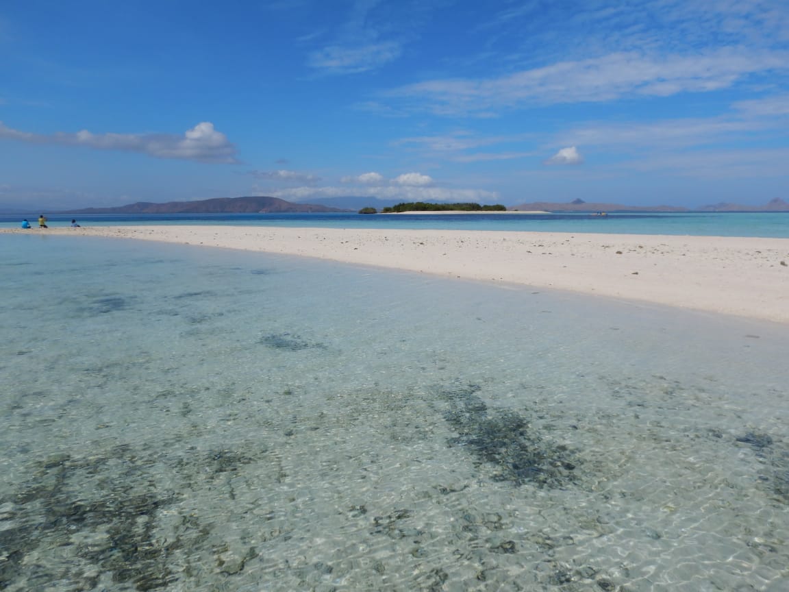 タカマカッサル島へ