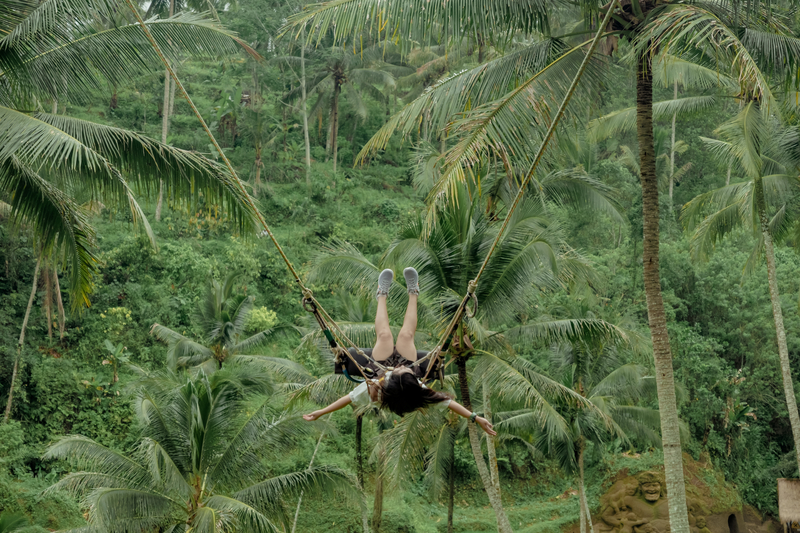 テガラランの棚田でスイング体験