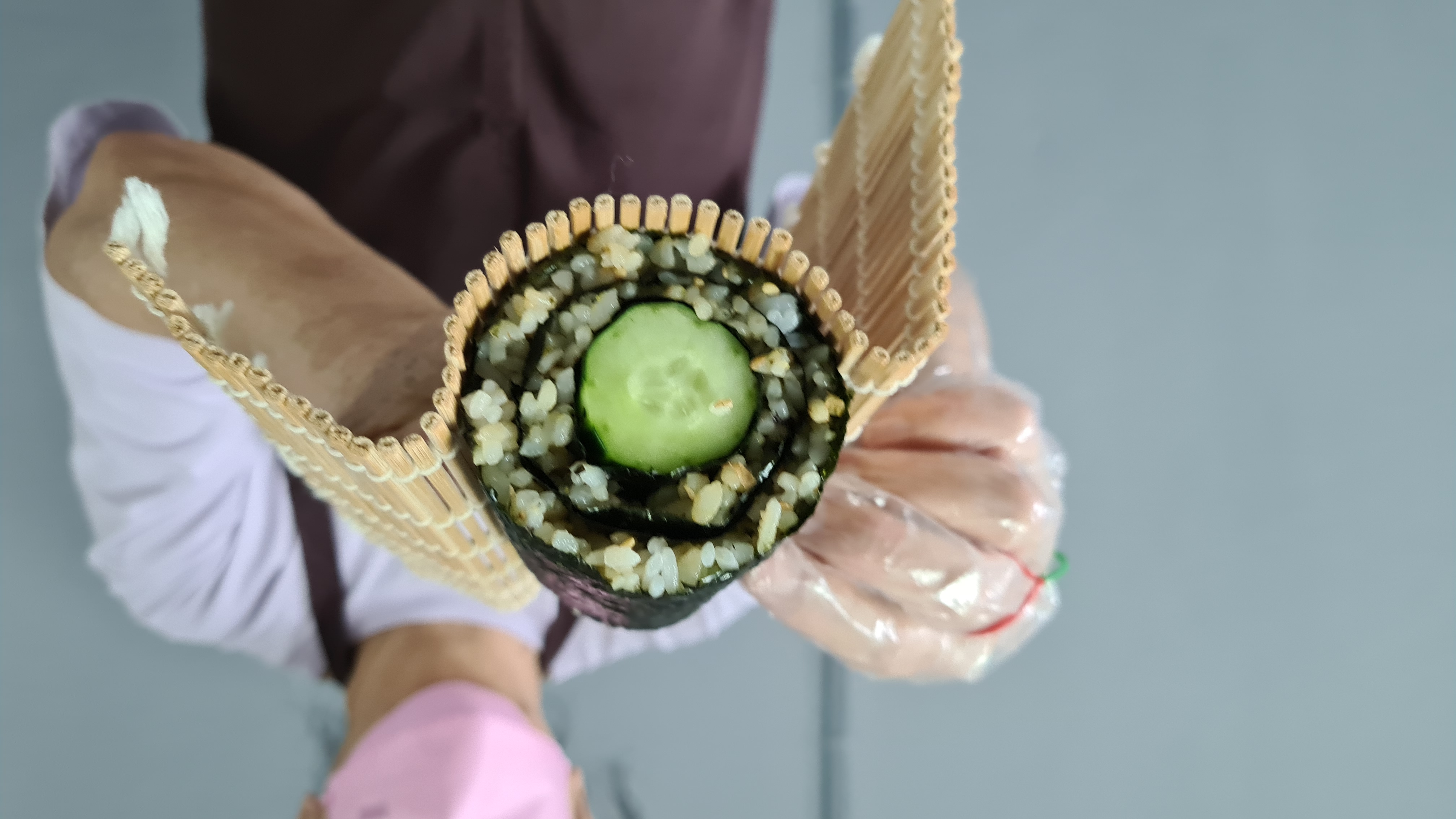 上手に巻けたかな？実食タイム