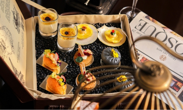 【ホーチミン】5つ星ホテル「デザールサイゴンMギャラリーコレクション」 の アフタヌーンティー + マッサージ