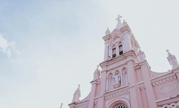 【ダナン発着】ダナン市内観光＋ゴールデンブリッジ・バーナーヒルズ＋夜のホイアン散策