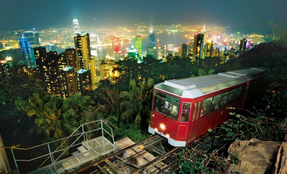 ビクトリアピークピークからの100万ドルの夜景と四川レストランでの夕食