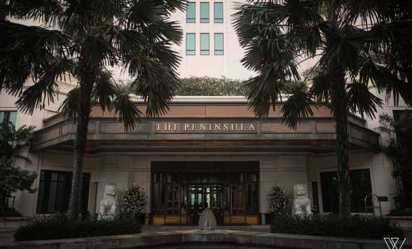 【早朝到着の方へ】空港お迎え+5つ星ホテル「ペニンシュラ」での朝食ビュッフェ+スパ60分＜貸切送迎車＞