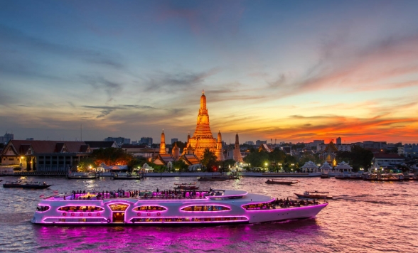 豪華ディナークルーズ　ワンダフルパール