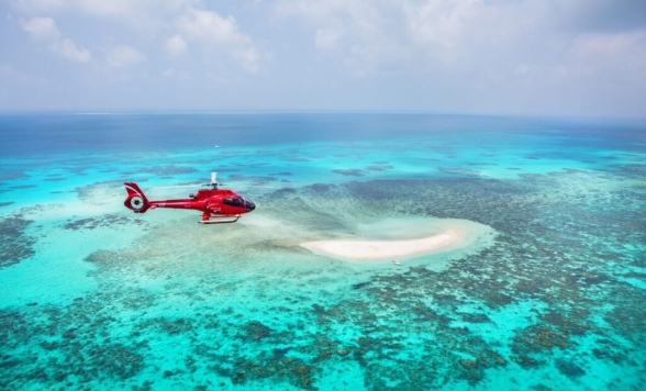 【ヘリコプター】グレートバリアリーフ遊覧飛行
