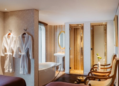 LE_SPA_DES_ARTISTES_BY_L’APOTHIQUAIRE