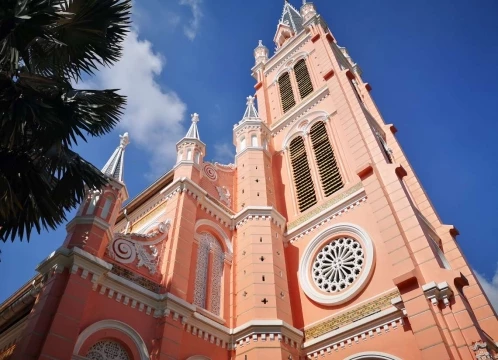 【ホーチミン】ピンクのタンディン教会とフォトジェニック巡りツアー