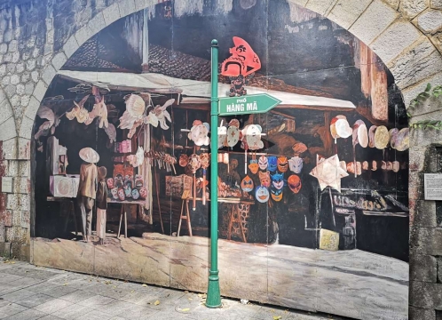 フンフン通りの壁画