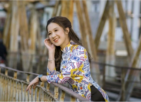 【ハノイ】アオザイレンタル付き！トレインストリート＋フンフン通りの壁画アート＋定番フォトジェニックスポット巡り