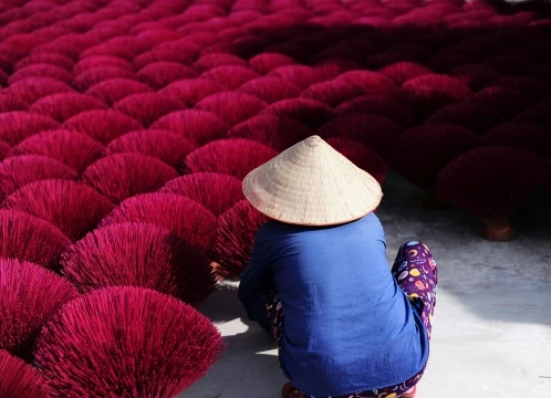 【ハノイ】トレインストリート＆カラフルでかわいい線香村「クアンフーカウ村」