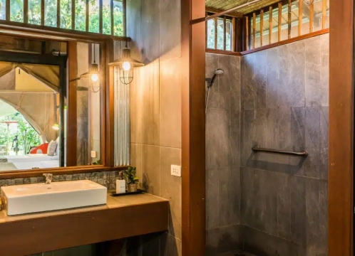 ヒントックリバーキャンプ