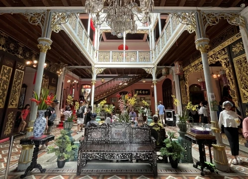 ペナン半日観光 トライショー乗車＆世界遺産ジョージタウン散策　ブルーマンションでの優雅な昼食付き