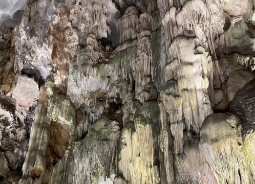 ティエンクン鍾乳洞