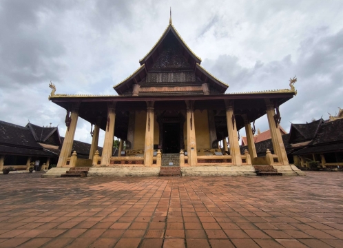 ヴィエンチャン市内観光_ワットシーサケット