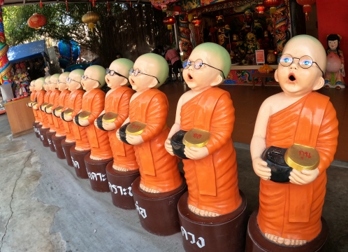 ワットサマーンラッタナラームとワットパクナム送迎プラン