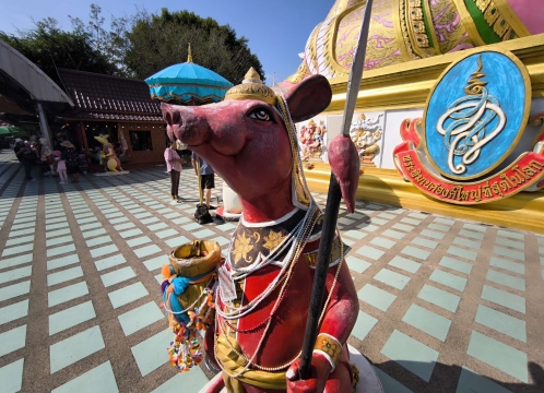 ピンクガネーシャ_ワット・サマーンラッタナーラーム