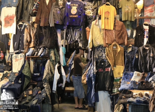 シーナカリン鉄道市場_タラートロットファイシーナカリン