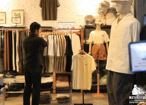 シーナカリン鉄道市場_タラートロットファイシーナカリン