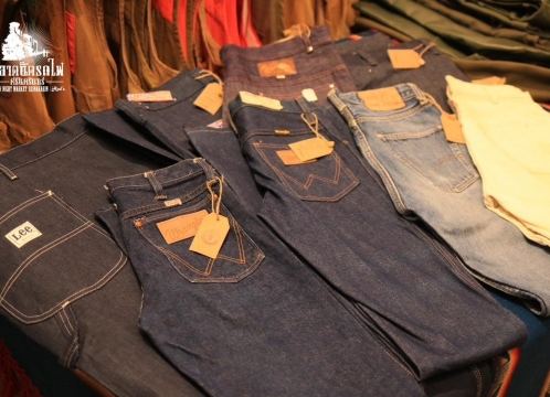 シーナカリン鉄道市場_タラートロットファイシーナカリン