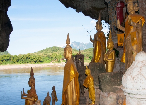 ルアンパバーン_パークウー洞窟