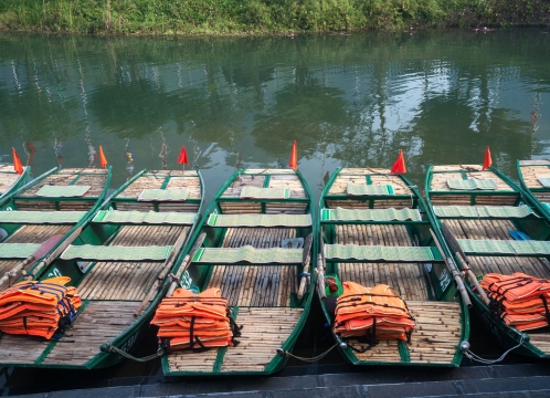 世界遺産チャンアン川下りクルーズ