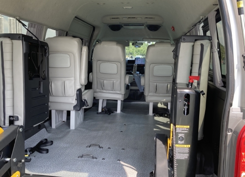 電動車椅子対応車両_空港送迎