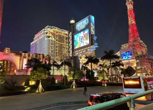 マカオ_オープントップバス