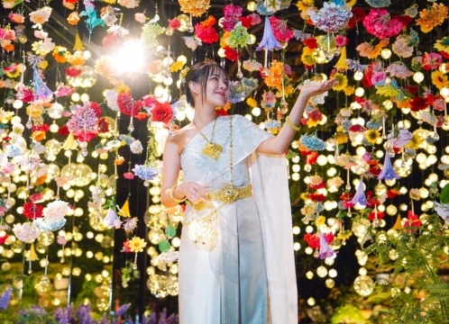 タイ伝統衣装フォト×イルミネーション