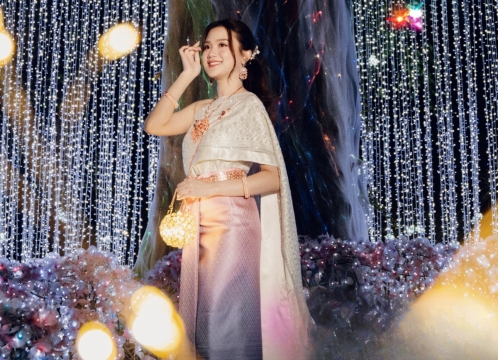 女性衣装イメージ