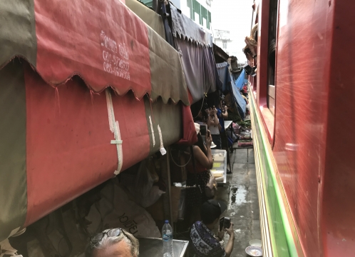 メークロン市場