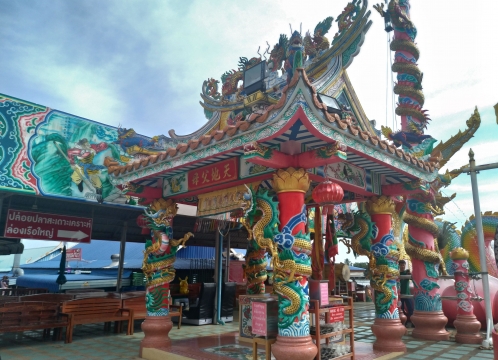 ピンクの巨大ガネーシャ_ワットサマーン